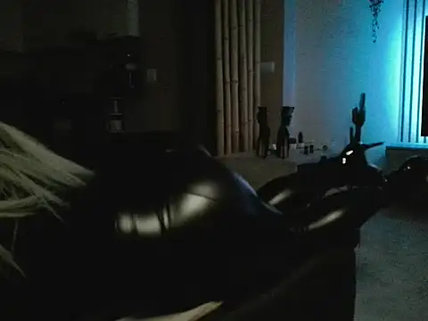 NoraInMask online show from January 14, 9:07 pm