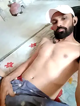 Snapshot of mojmasti143 chatting on January 6, 9:52 am mojmasti143 online show from January 6, 9:52 am