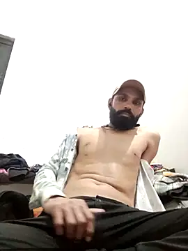 Snapshot of mojmasti143 chatting on December 27, 6:10 pm mojmasti143 online show from December 27, 6:10 pm