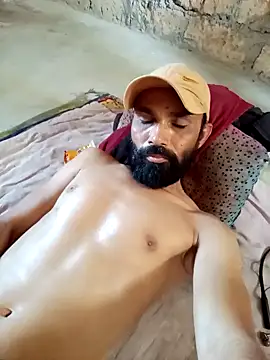 Snapshot of mojmasti143 chatting on February 12, 10:24 am mojmasti143 online show from February 12, 10:24 am