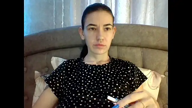 Diamond Danaa online show from March 10, 11:36 am