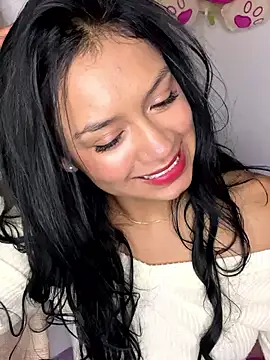 Charlotemonroe online show from December 31, 4:49 am