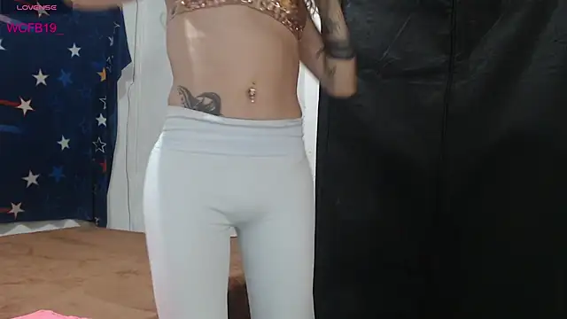 NaughtyBarbie19 online show from October 22, 11:03 pm