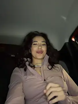 Alexiaa2006 online show from April 17, 9:17 pm