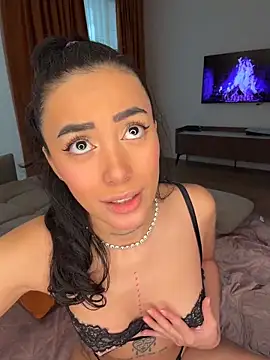 Alexiaa2006 online show from April 4, 1:06 pm