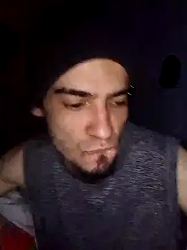 Snapshot of BlakeandRouse chatting on December 18, 10:46 pm BlakeandRouse online show from December 18, 10:46 pm