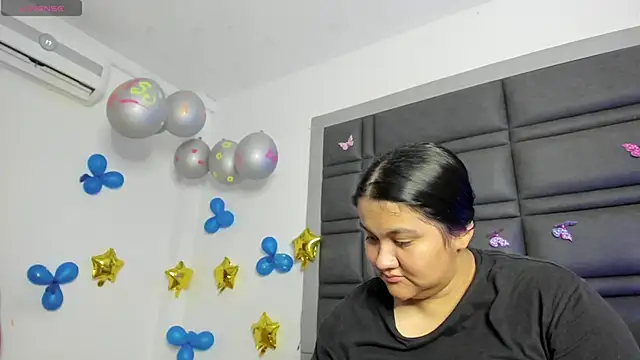 Charlott Liam online show from September 19, 2:48 am