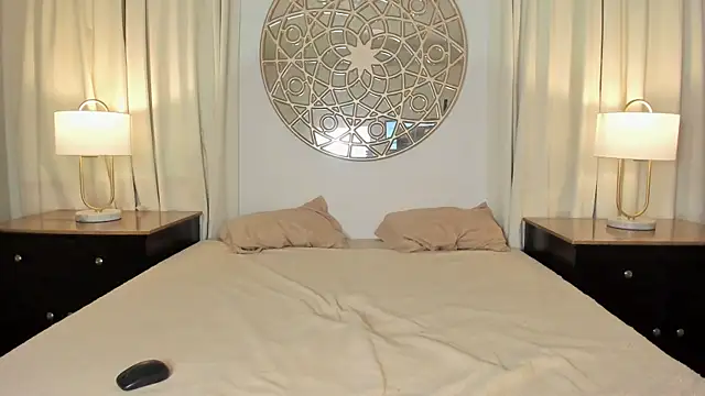 LucyLovelyy online show from March 4, 2:41 am