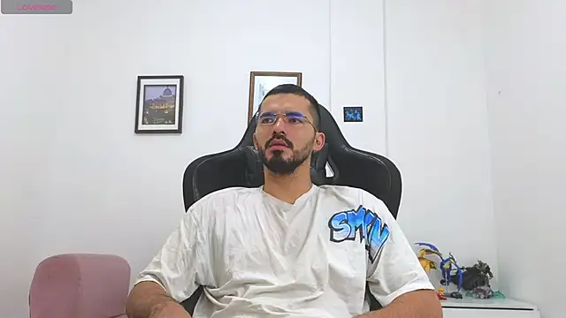 Massimoo 07 online show from December 19, 3:14 pm