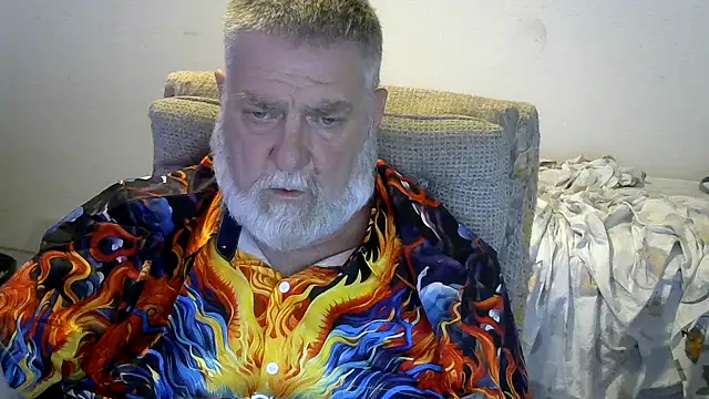 Snapshot of viejo_oso chatting on October 18, 4:03 am viejo oso online show from October 18, 4:03 am