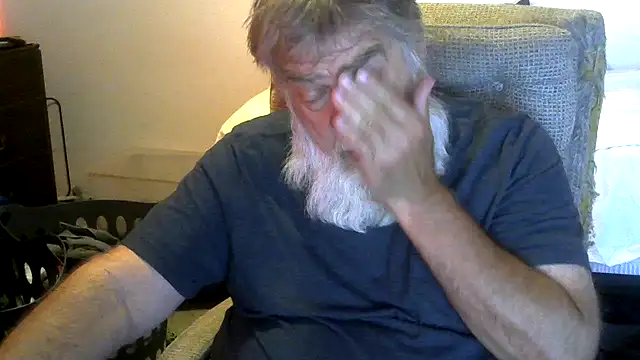 viejo oso online show from June 21, 2:34 pm