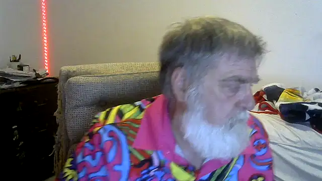 viejo oso online show from May 23, 9:25 pm