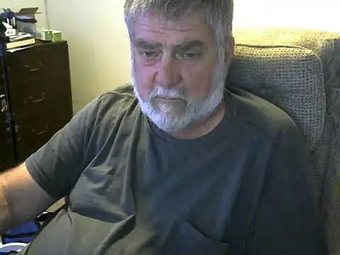 Snapshot of viejo_oso chatting on September 15, 4:02 am viejo oso online show from September 15, 4:02 am