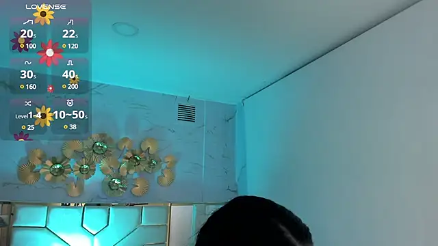 stefany duque1  online show from March 19, 3:20 am