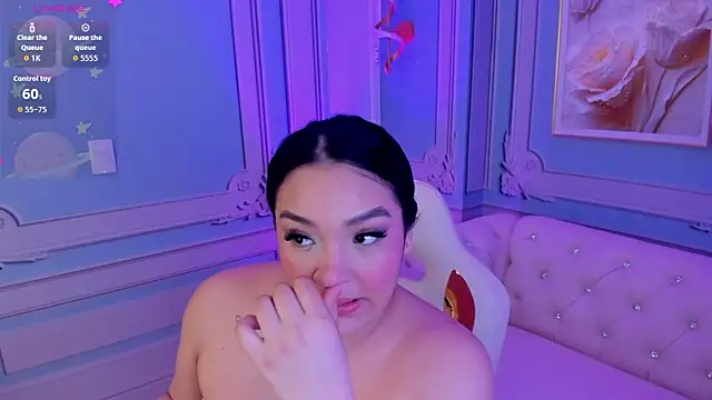 stefany duque1  online show from October 2, 3:21 am