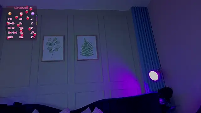 Abbydreams  online show from May 27, 1:40 pm