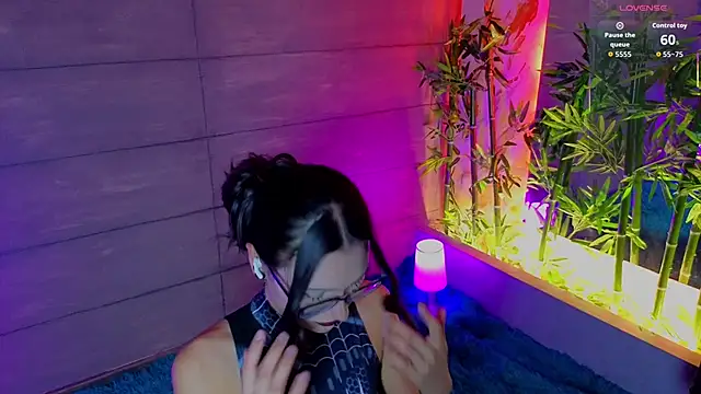 Abbydreams  online show from November 13, 8:13 pm