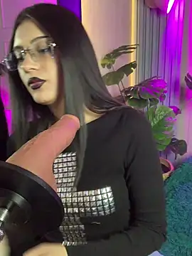 Abbydreams  online show from March 28, 6:53 pm