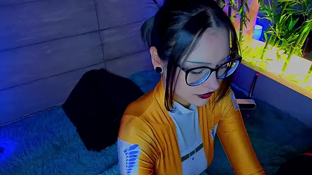 Abbydreams  online show from November 22, 7:46 pm