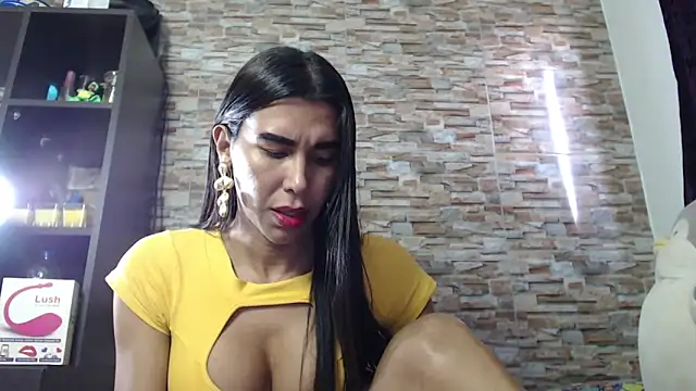 Ebonyxprincess  online show from May 24, 7:03 pm
