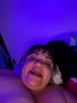 Luciouslouise72xh online show from December 17, 11:59 am