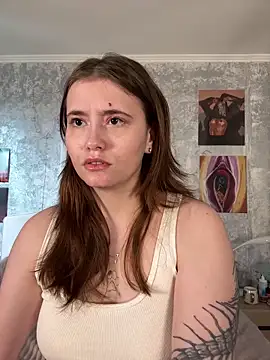 Snapshot of Sabrina_shells chatting on October 17, 11:34 am Sabrina shells online show from October 17, 11:34 am