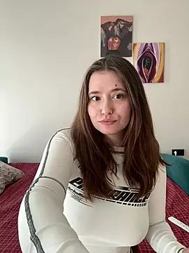 Sabrina shells online show from April 3, 8:32 am