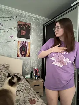 Sabrina shells online show from March 8, 8:17 am