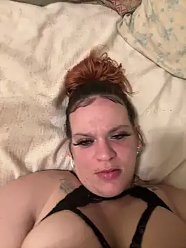 cloudy couple444 online show from September 13, 8:14 am