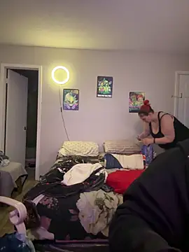 cloudy couple444 online show from March 3, 9:55 am