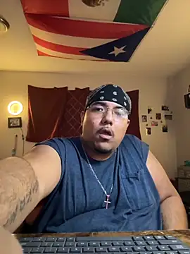 cloudy couple444 online show from September 17, 4:58 am