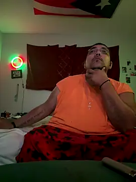 cloudy couple444 online show from October 1, 5:45 am