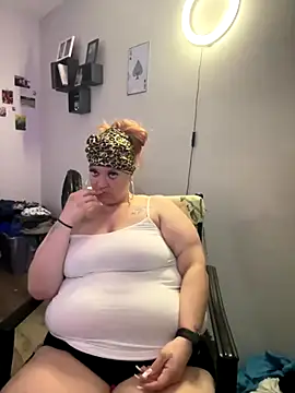 cloudy couple444 online show from October 10, 5:52 am