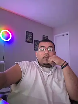 cloudy couple444 online show from February 7, 1:36 am