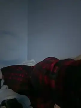 cloudy couple444 online show from December 23, 2:35 am