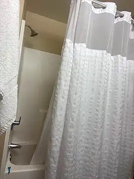 Dnasty408 online show from March 14, 6:25 pm