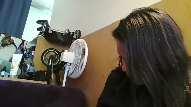 Dnasty408 online show from February 4, 9:43 pm