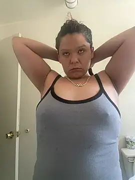 Snapshot of Dnasty408 chatting on May 24, 3:56 pm Dnasty408 online show from May 24, 3:56 pm