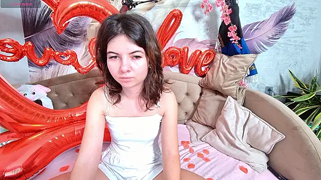 Anoraa online show from February 13, 2:00 am