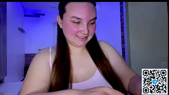 Dreamyblushfairy online show from May 7, 7:12 am