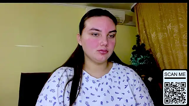 Dreamyblushfairy online show from February 6, 3:35 am