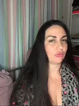 BELLAMORGANE1 online show from April 3, 12:39 am