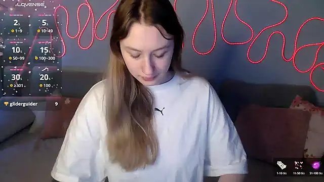 Haley Vixen online show from December 14, 9:04 am