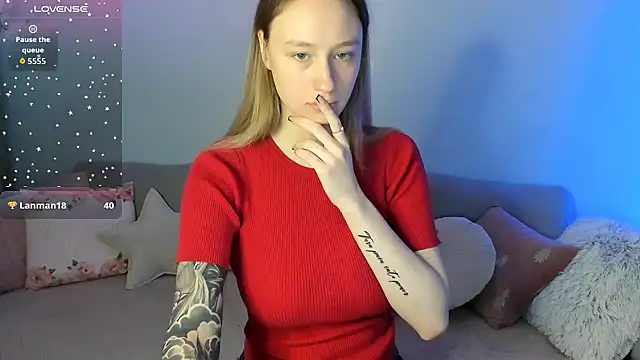 Snapshot of Haley_Vixen chatting on April 28, 8:08 am Haley Vixen online show from April 28, 8:08 am
