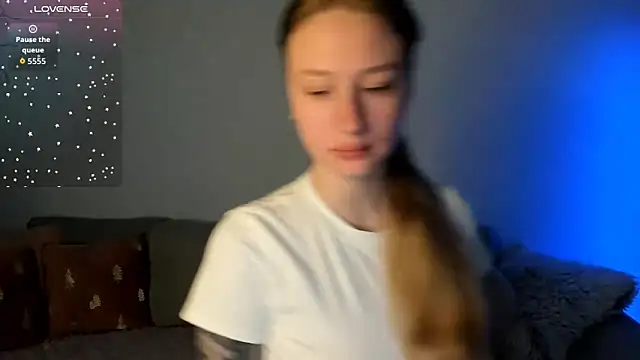 Snapshot of Haley_Vixen chatting on June 7, 8:08 am Haley Vixen online show from June 7, 8:08 am