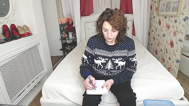 SilviaHart online show from February 20, 1:02 pm