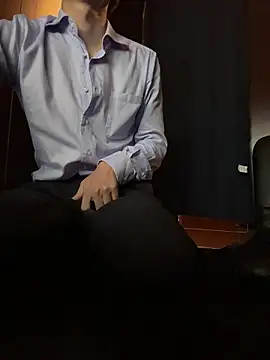 miichannnnn online show from October 6, 10:05 am