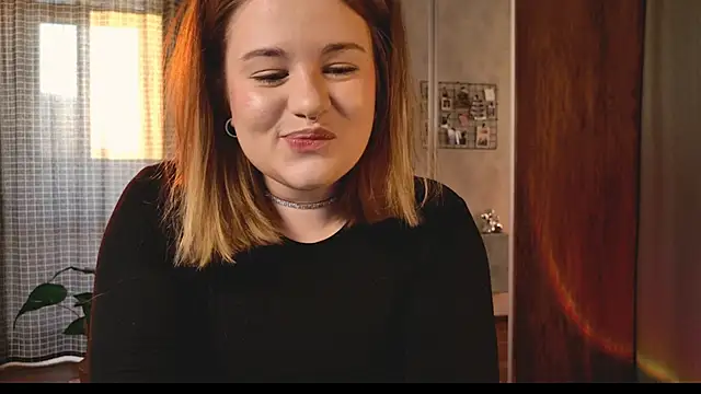 TessPleasure online show from January 8, 9:37 am