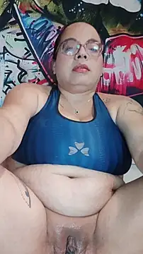 Snapshot of Tanyabigtits chatting on September 22, 7:20 pm Tanyabigtits online show from September 22, 7:20 pm