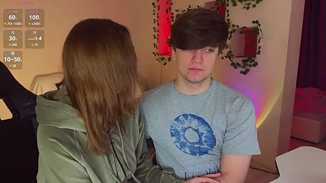 RobertAndLinela online show from February 12, 9:20 am